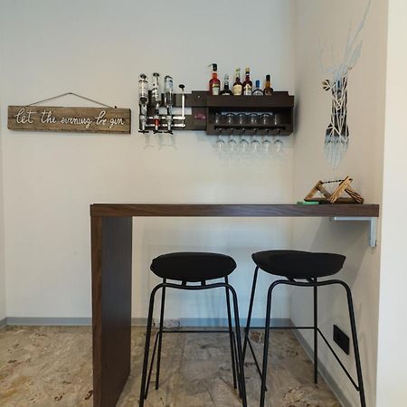 Alle Porte Del Centro - Guest House - Reggio Emilia - Ingresso Centro Storico - Parcheggio Gratuito ภายนอก รูปภาพ